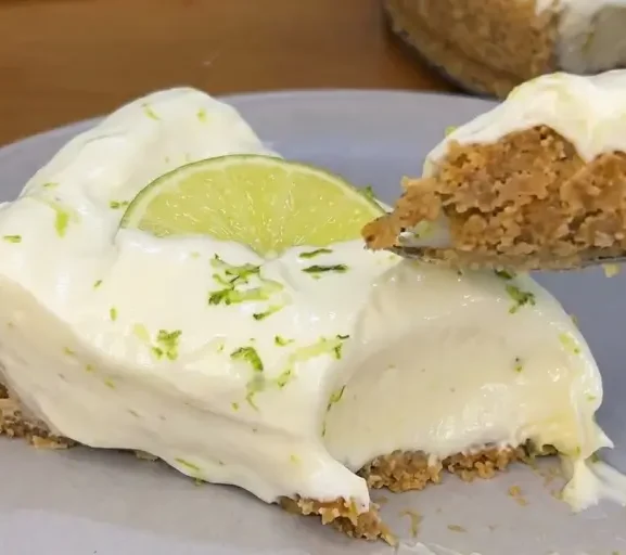 Torta de Limão Low Carb: Sabores Refrescantes e Sem Culpa!