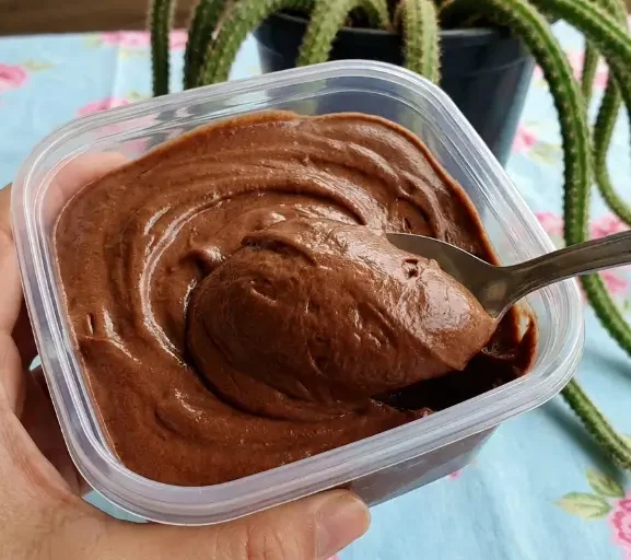 Creme de Abacate com Cacau: Uma Explosão de Sabores Exóticos e Nutritivos!