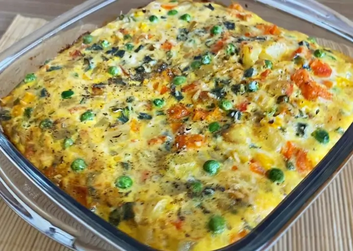 Omelete de Legumes com Queijo Feta: Explosão de Sabores para um Dia Radiante!