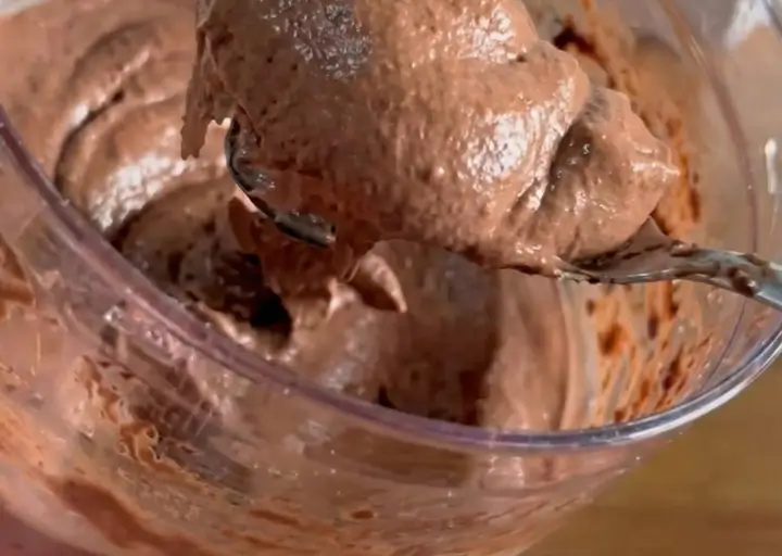 Sorvete de Banana com Cacau: Cremoso, Refrescante e Nutritivo!