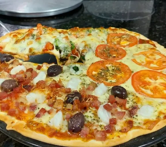 Pizza Low Carb: Uma Massa Versátil para Diversas Receitas e Combinações Deliciosas!