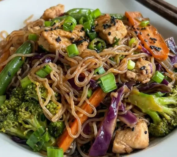 Yakisoba Low Carb: Sabor e Saúde em Cada Garfada