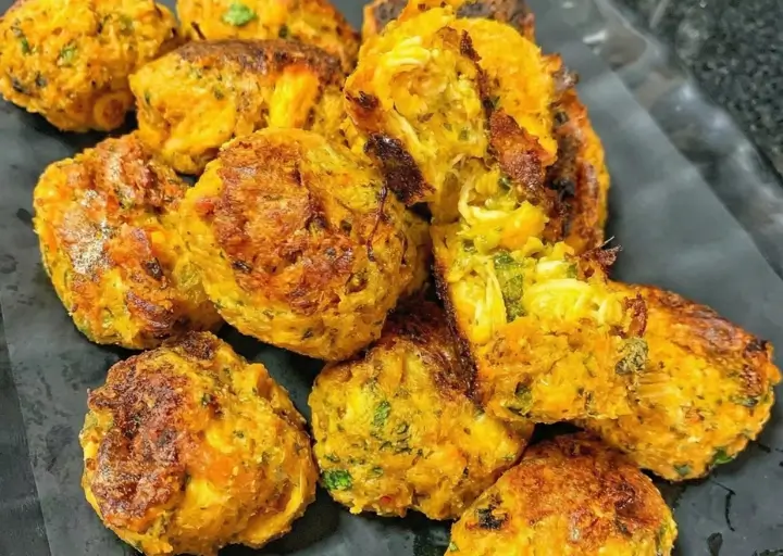 Bolinho de Abóbora Fit com Frango: Sabor e Nutrição em Cada Mordida