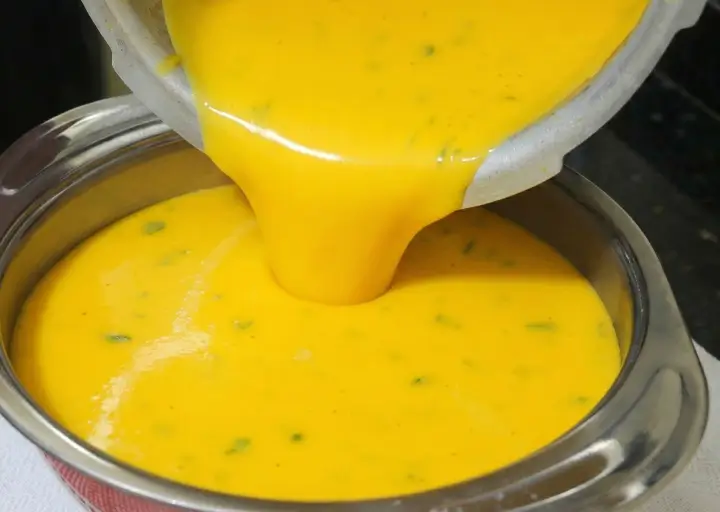 Creme de Batata Doce e Cenoura com Toque de Gengibre - Sabor e Saúde em uma Tigel