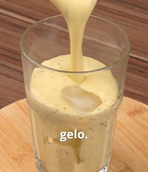 🥭 Smoothie de Maracujá Cremoso e Refrescante – Receita Rápida e Saudável! 🍌✨