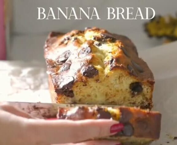 Bolo de Banana Fit e Fofinho – Saudável, Saboroso e Irresistível!