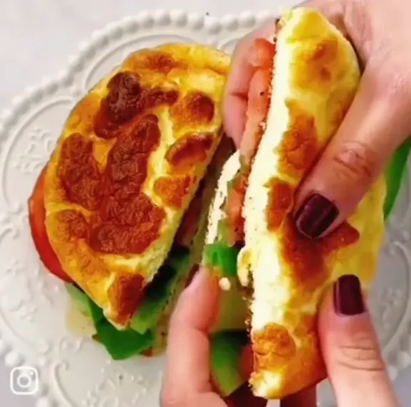 Pão Nuvem Low Carb – Receita Fácil e Deliciosa com Apenas 2 Ingredientes ☁️🍞