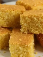 🌽🍰 Bolo de Milho com Flocão – Fácil, Rápido e Sem Glúten!