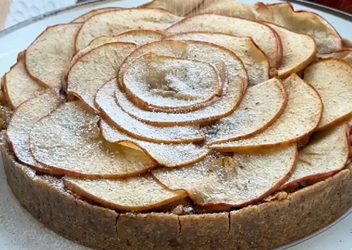 TORTA DE MAÇÃ DE NATAL