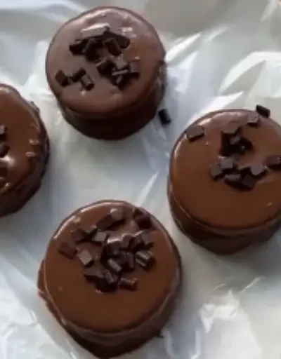 🍌🍫 Bombom Fit de Banana com Avelã