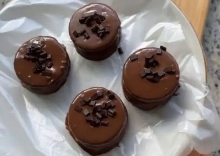 🍌🍫 Bombom Fit de Banana com Avelã