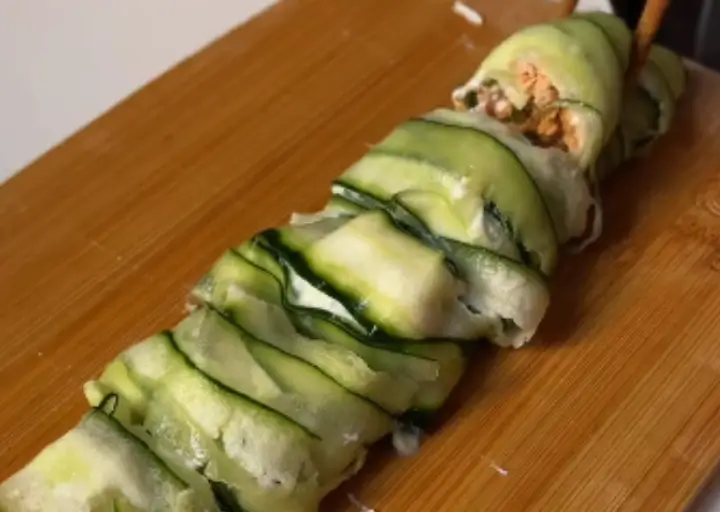🥒🐟 Pepino Recheado Proteico com Salmão