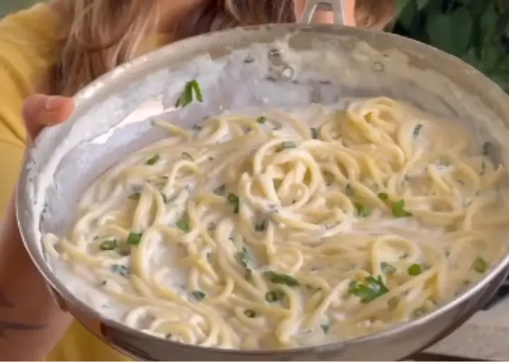 🍝🧀 Macarrão ao Molho Branco FIT