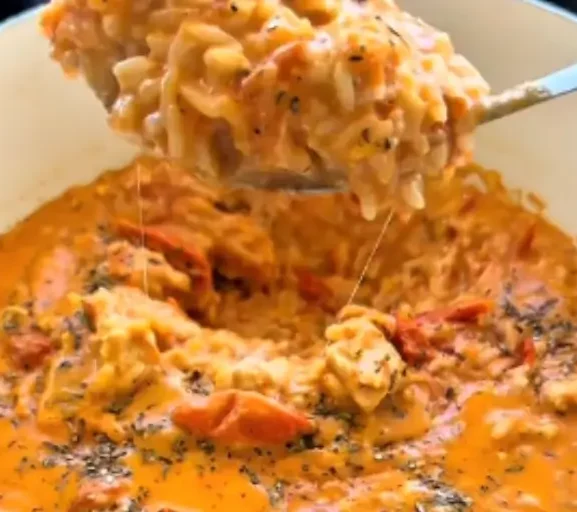 Frango Cremoso com Arroz Tipo Risoto (Uma Panela Só)