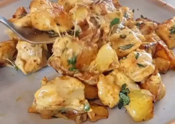 Frango Cremoso com Batatas na Frigideira