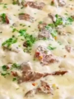 🥩🧀 TIRAS DE CARNE AO MOLHO DE QUEIJOS FIT