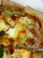 Pizza fit de frango na air fryer com massa de aveia