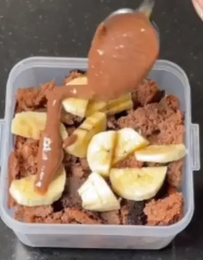 bolo de pote fit de banana com cacau