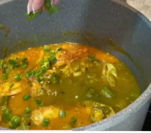 🍗 frango com quiabo saudável e caseiro