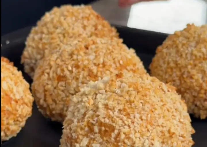 Bolota Proteica Recheada