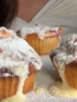 Muffin de Leite Ninho Fit com Morango