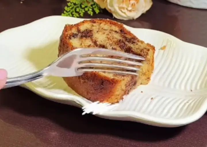 🍰✨ Bolo Clássico Sem Glúten com Chocolate Fit