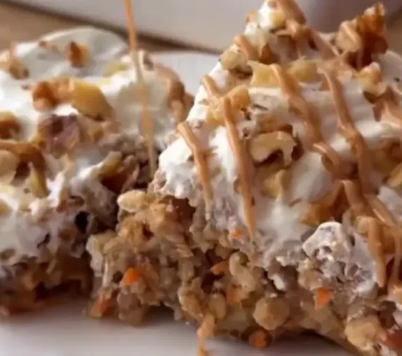 🍌🥕🍯 Bolo de Aveia Assada Proteica com Banana & Especiarias — Sacia, Emagrece e Vicia